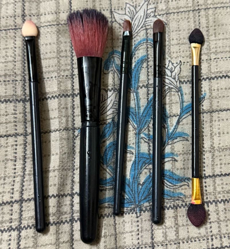 Makeup Brushes