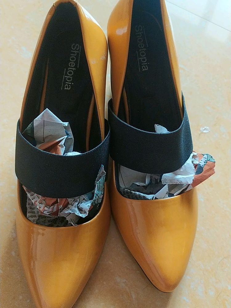 Unused Branded Wedges Heels
