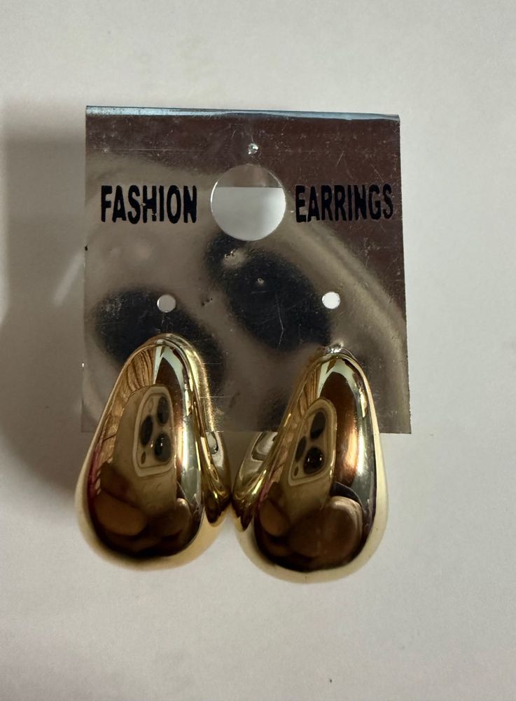 Gold Fashion Earrings