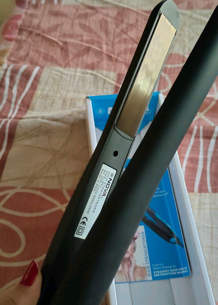Nova Hair Straightener - Like New!
