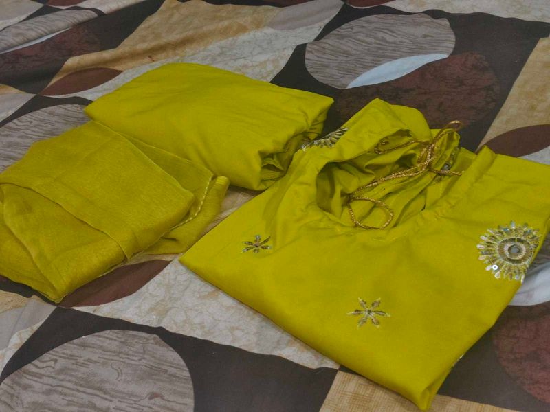 Pakistani Partywear Suit