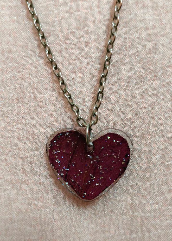 Resin Heart Pendant Necklace with rose petal prese