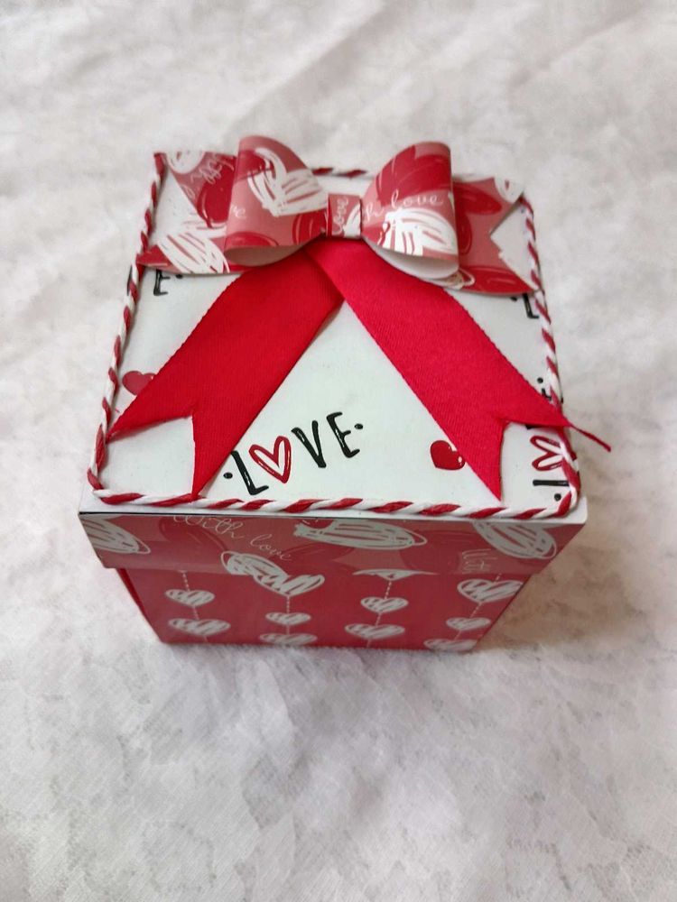 Red Love Gift Box