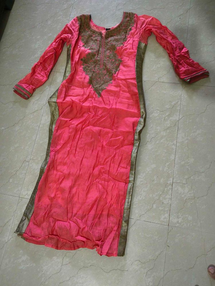 Embroidered Pink Kurta