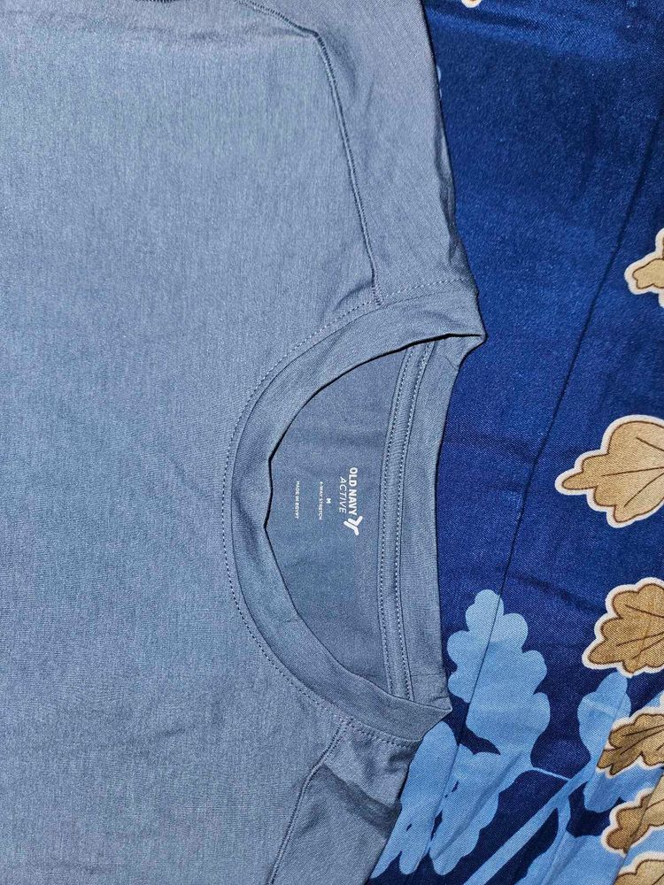 Old Navy Activewear Men&#39;s Tshirt