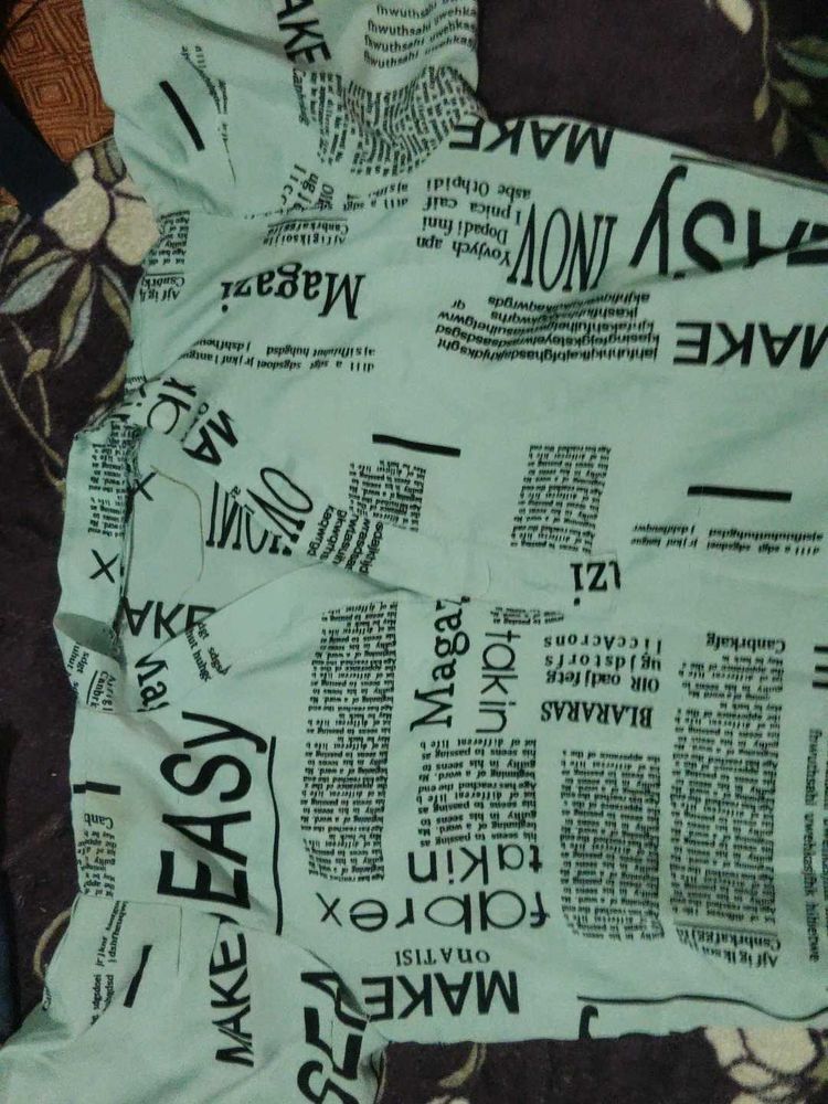 Printed Women&#39;s Top