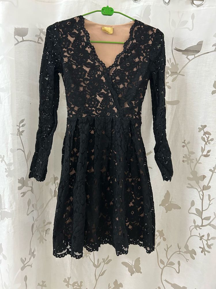 Limited Gold Edition H&amp;M Chanitlly Lace Dress