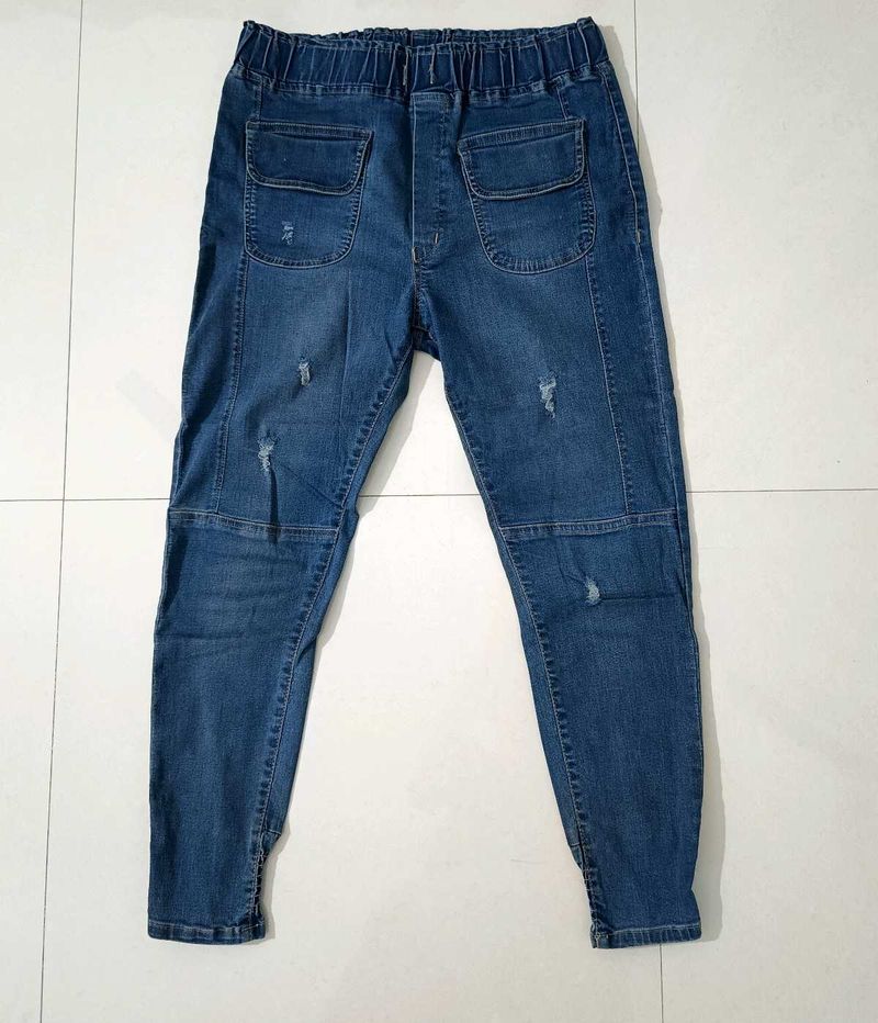 Distressed Pocket Jeans For Women