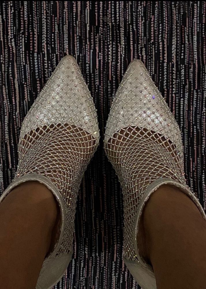 Elegant Silver Pointy Heels
