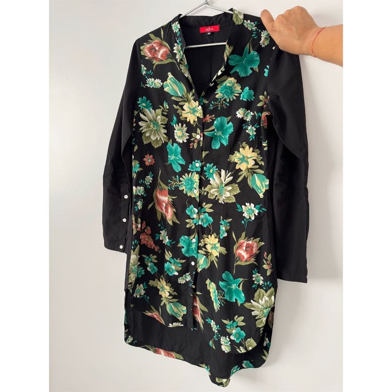 Buttoned High-Low Kurti