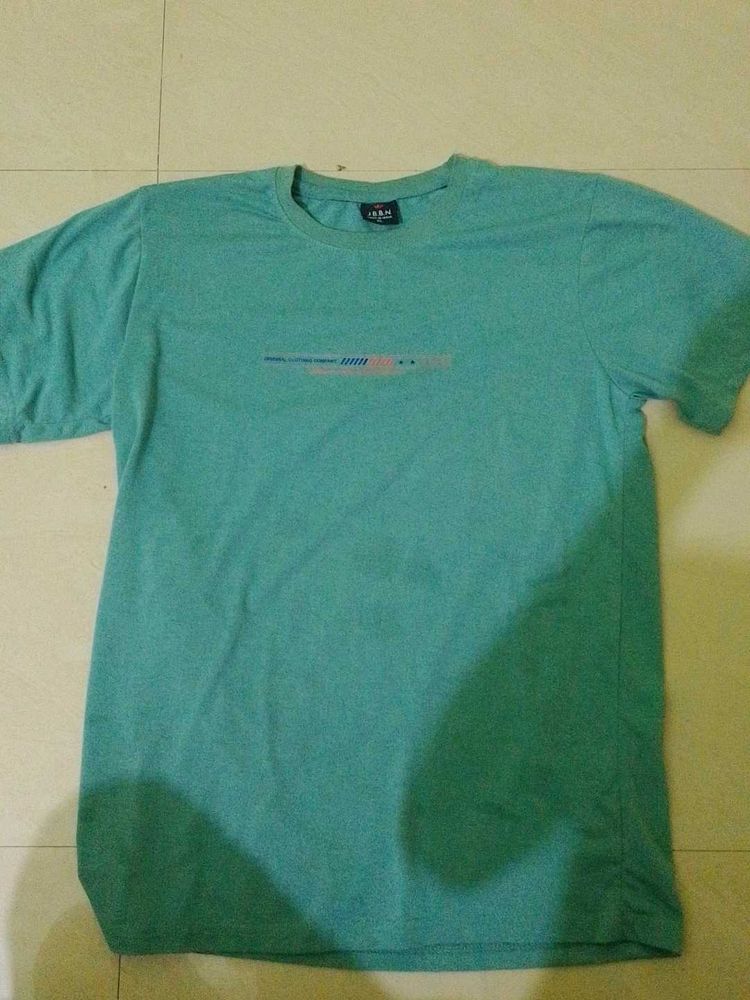 a T Shirt For Year 15-16 Old