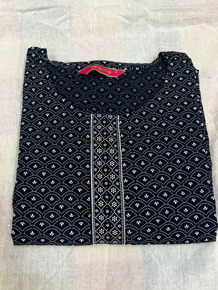 Navy &amp; White Print Kurti