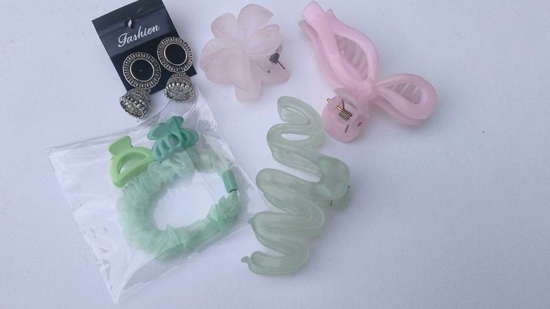 Hair Accessories Set Special For Rakhi