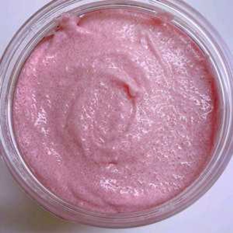 Beetroot Skin Lightening Scrub 300 Gm