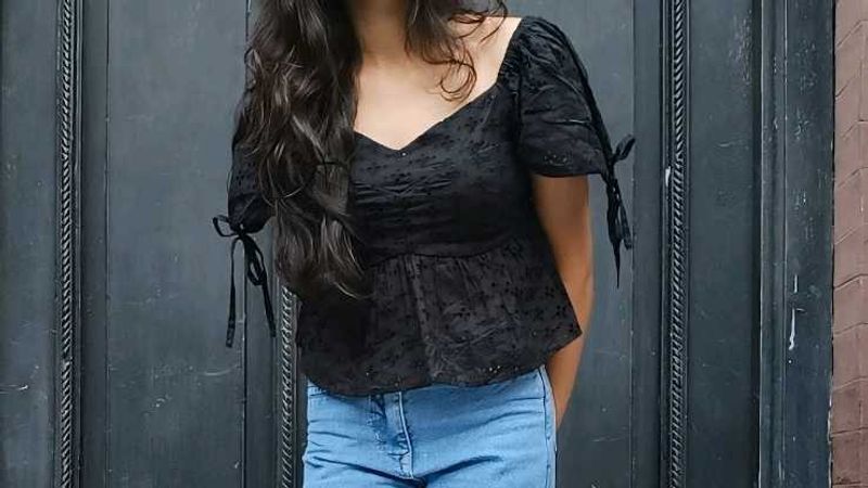 Women Stylish Self- Design Sweetheart Neck Top