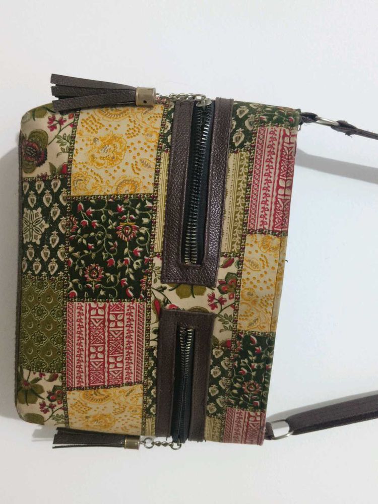 Zouk Dupe Printed Sling Bag