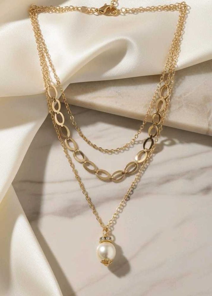 Three Layered Pearl Necklace