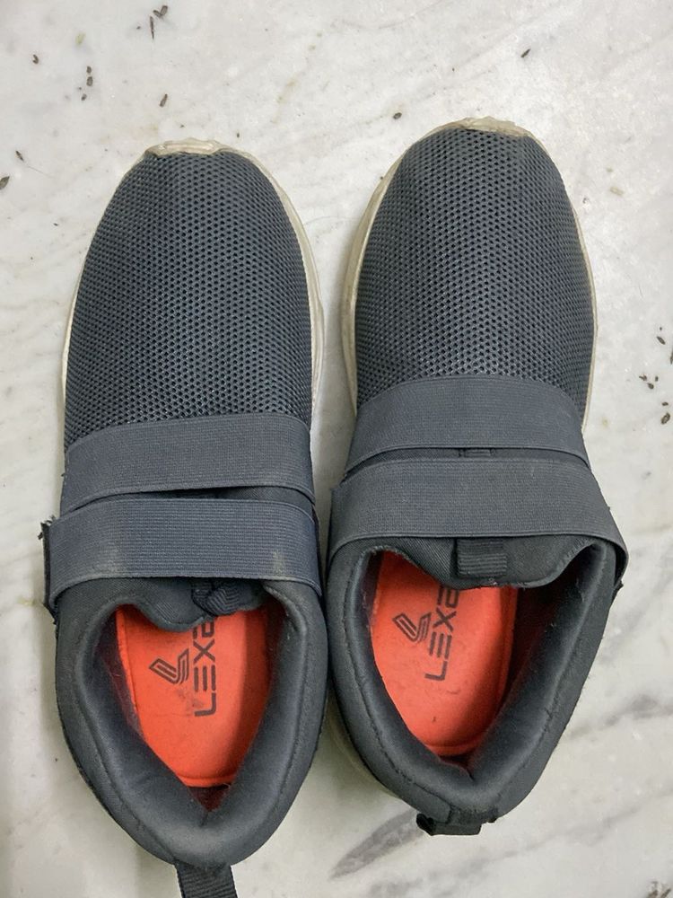 Lexa Slip-On Sneakers (unisex)