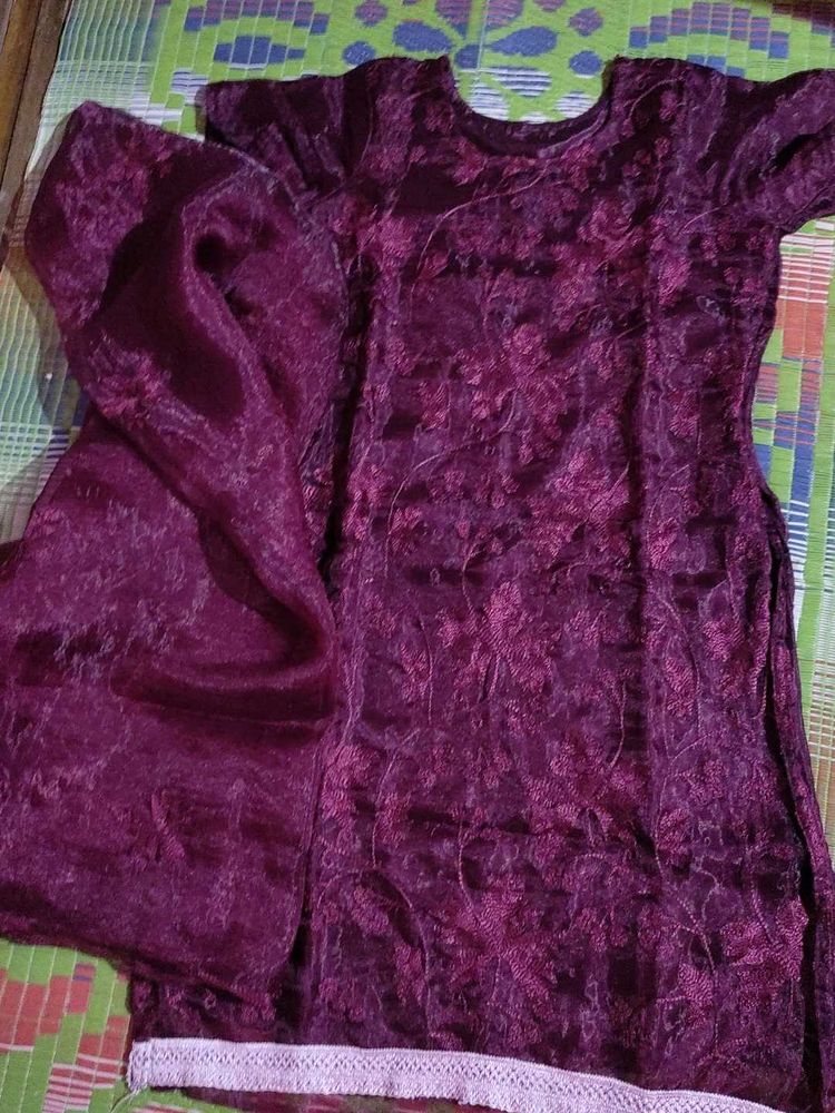 Burgundy Embroidered Salwar Kameez