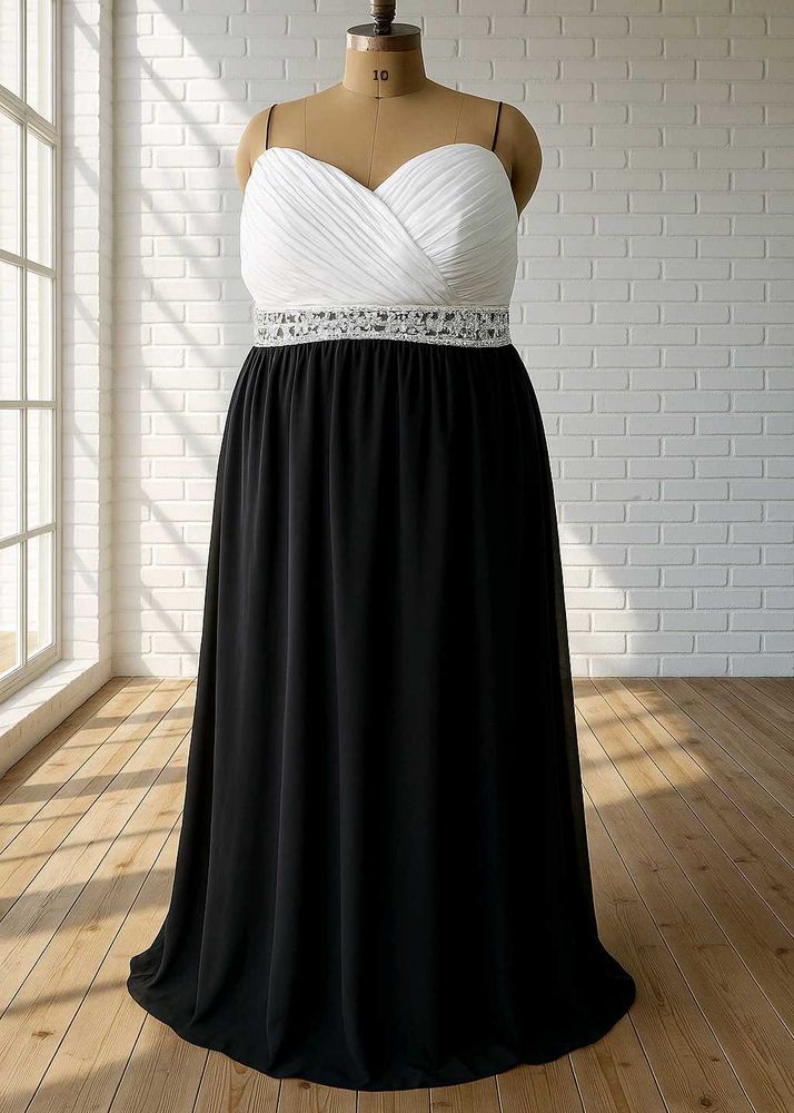Elegant Black &amp; White Maxi Dress