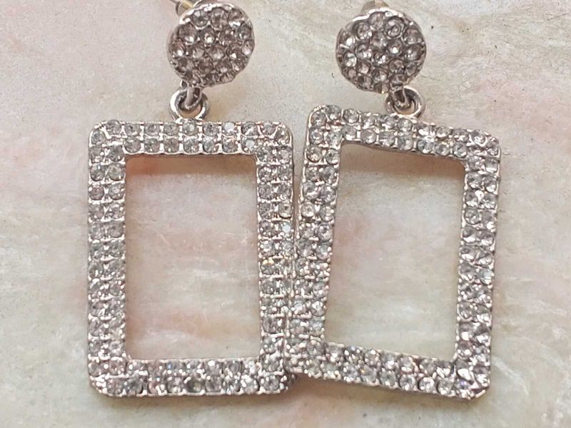 Sparkling Silver Earrings
