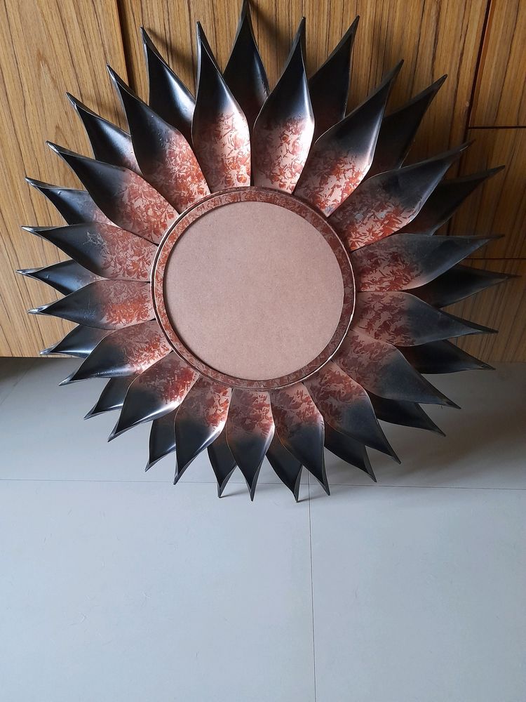 Metal Sunflower Showpiece