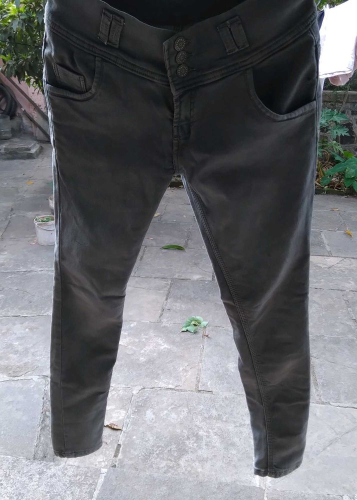 Stylish Grey Jeans