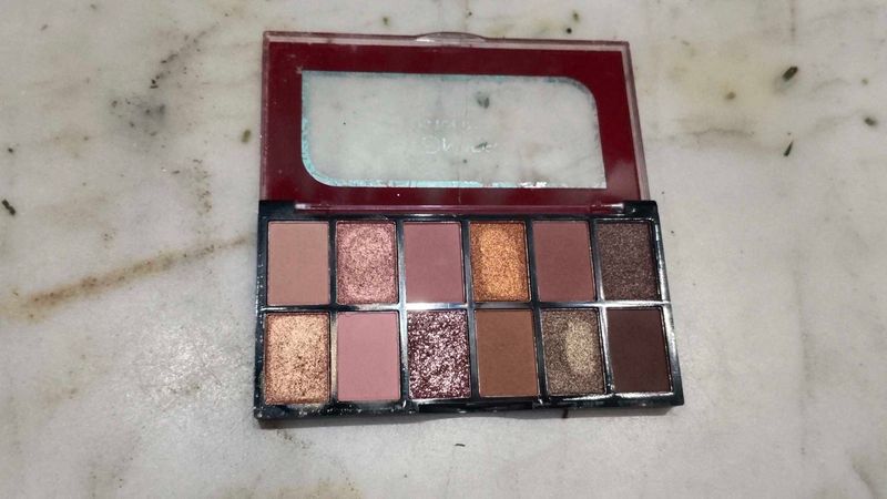 Eyeshadow Palette