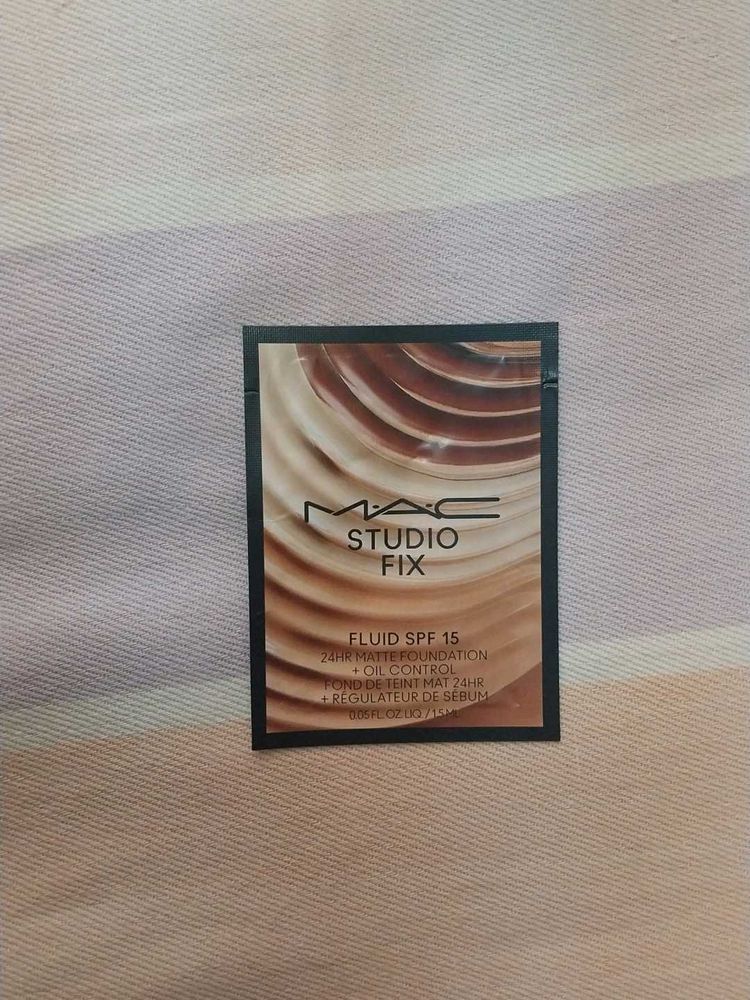MAC Studio Fix Foundation(NC 35)