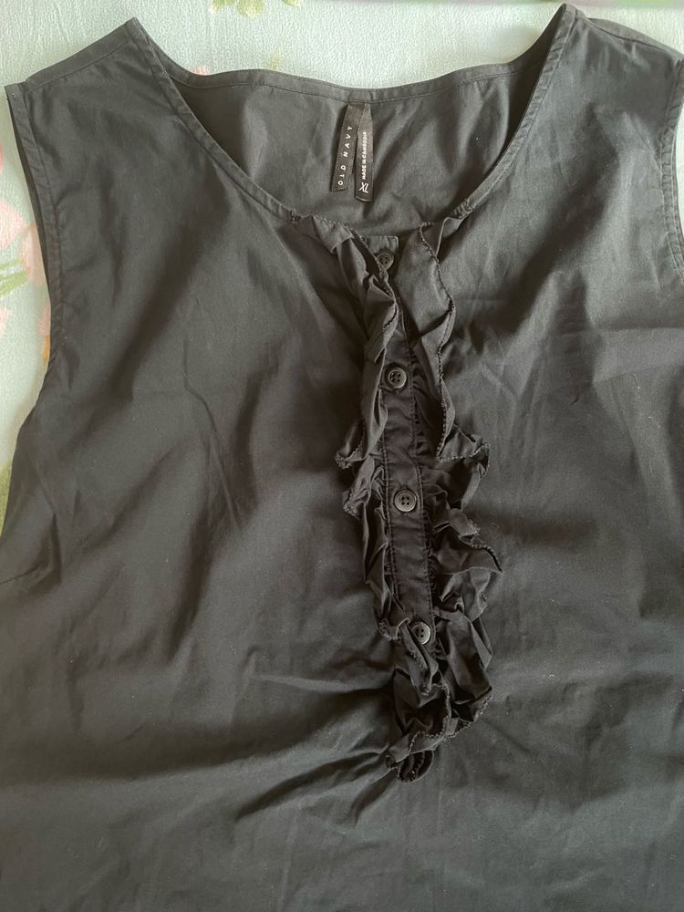 Black Ruffle Detail Top