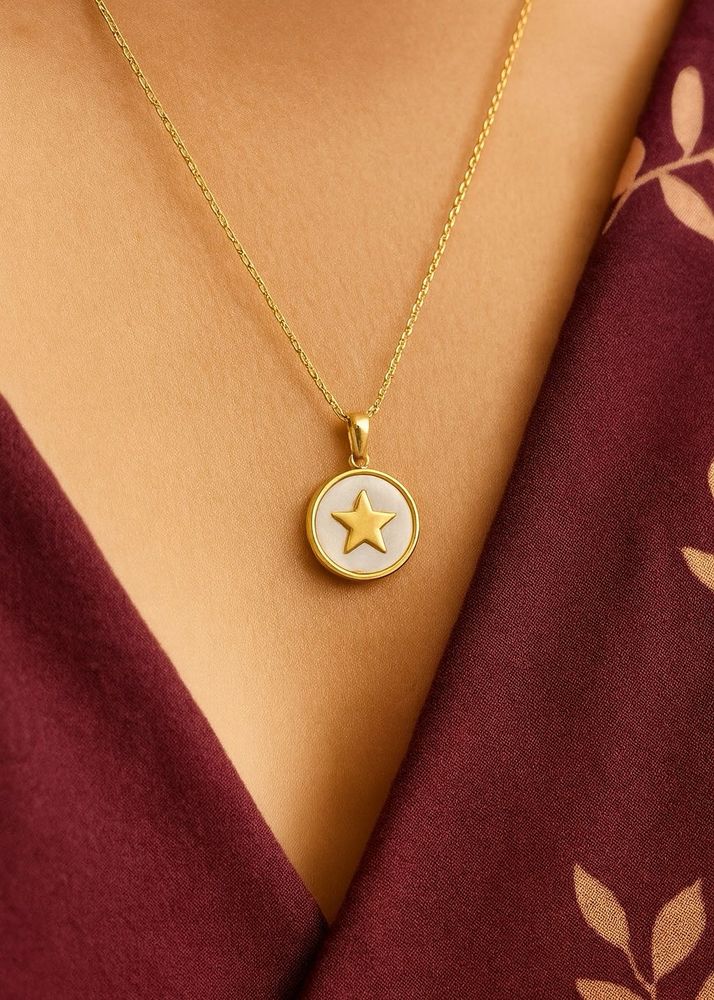 Anti Tarnished Gold Star Pendant Necklace