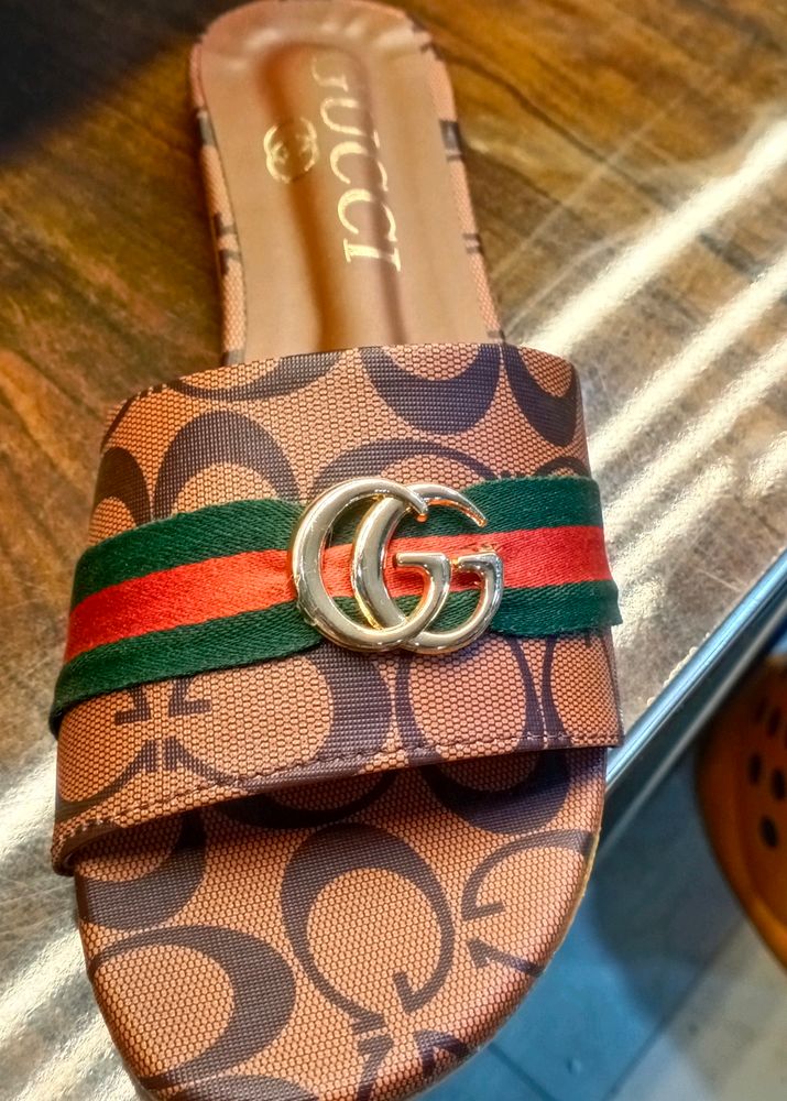 GUCCI IMPORTED SLIIPPER