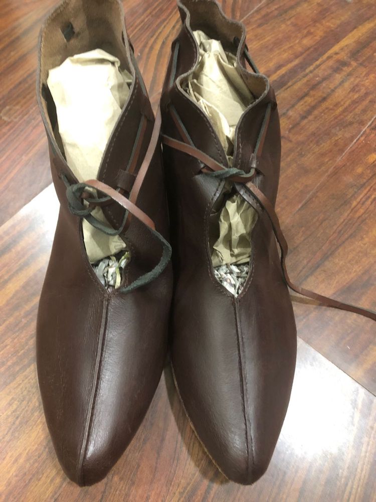 Medieval Brown Leather Flats