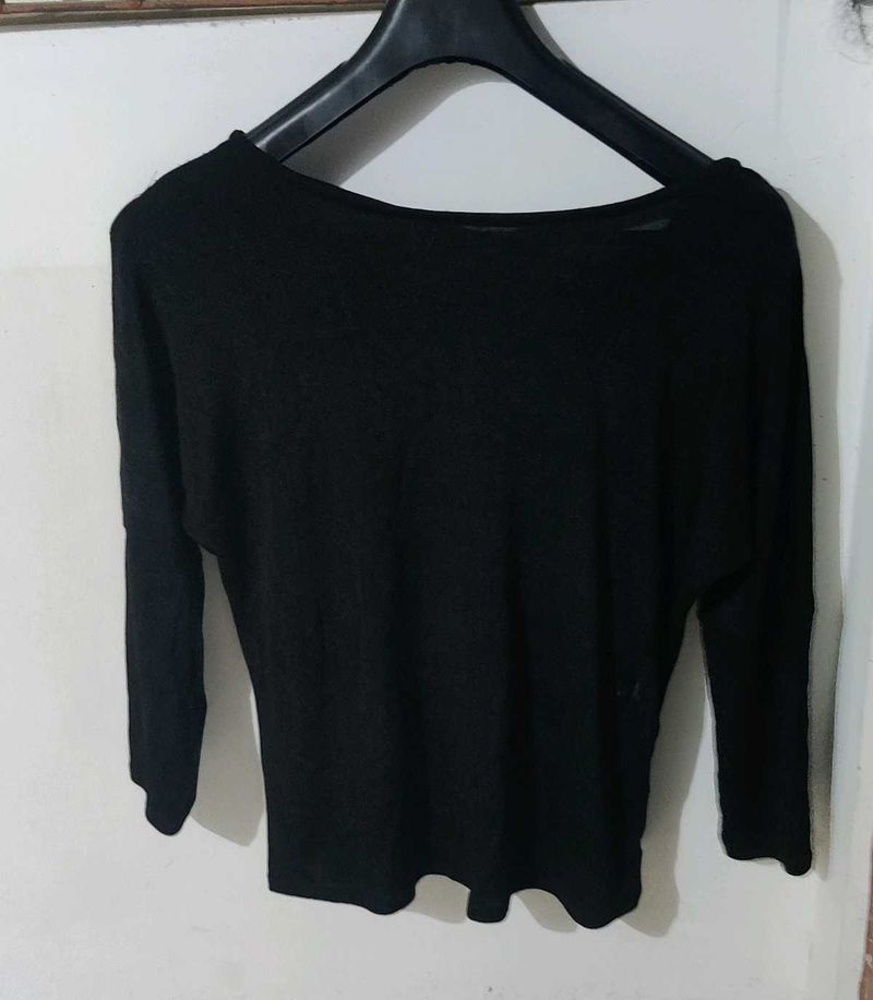 Black 3/4 Sleeve Top