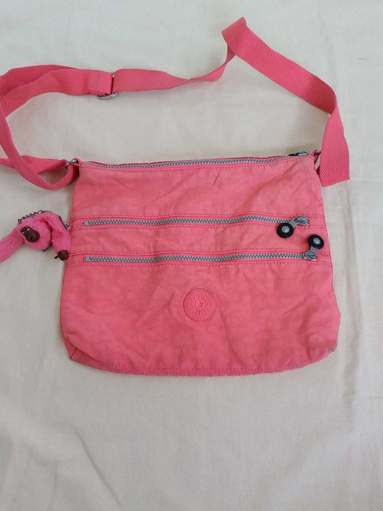 Kipling Authentic