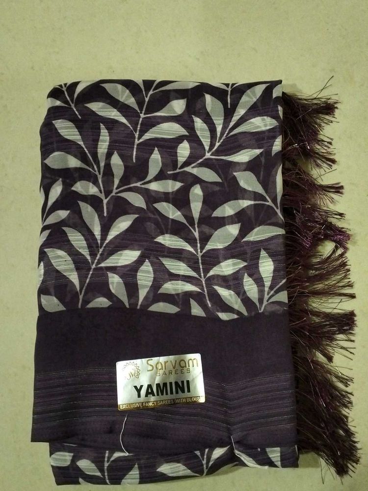 Fashionable Saree💜