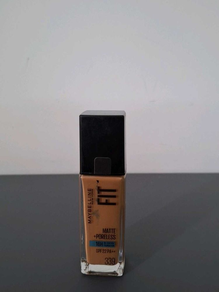 Maybelline Fit Me Foundation (shade- 339)