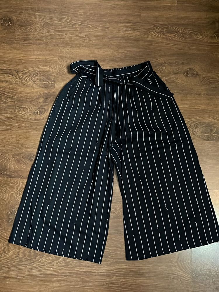 Korean Black &amp; White Striped Cotton Pant