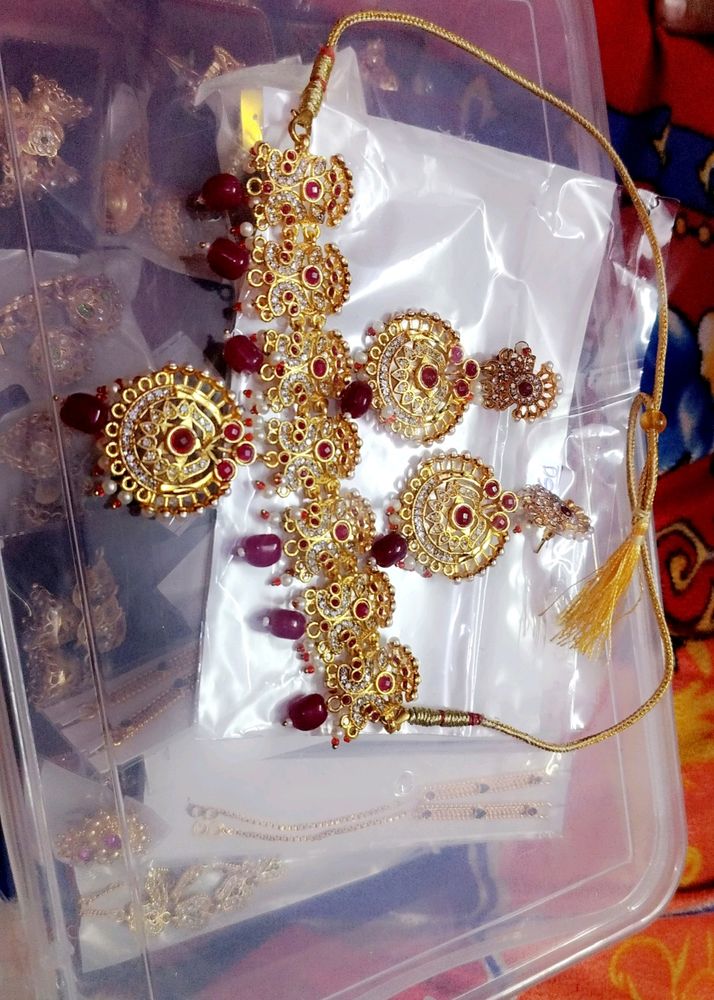 Gold polish necklace 😘😘👉👉✅