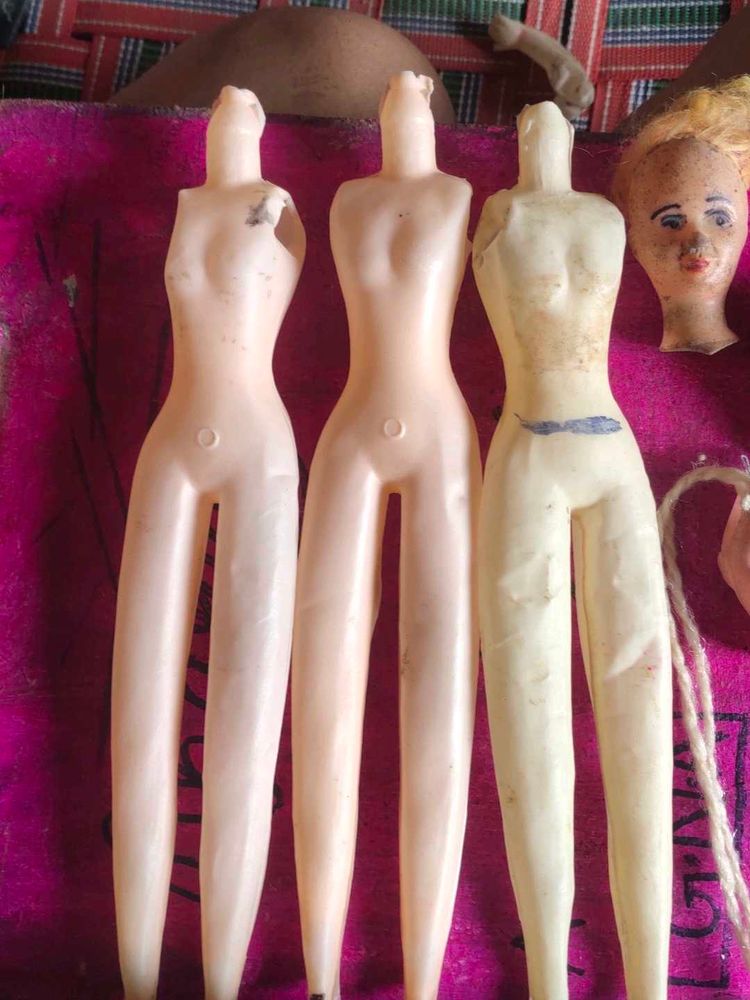 Fake Doll Body With Broken Gun Which Don&#39;t Work