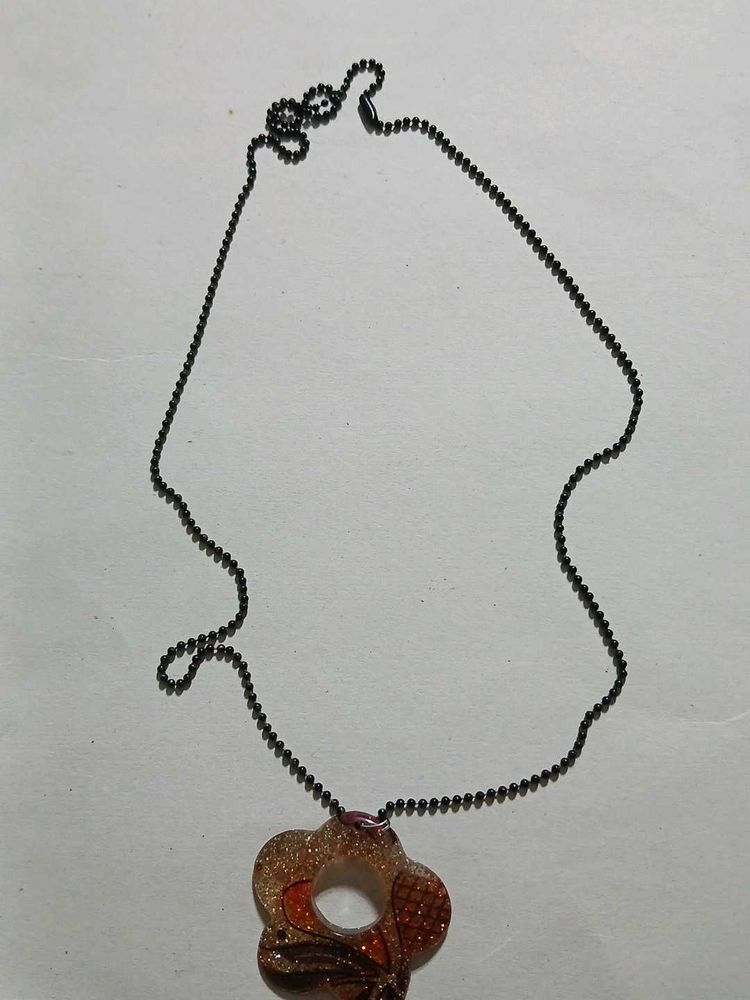 Flower Pendant Necklace