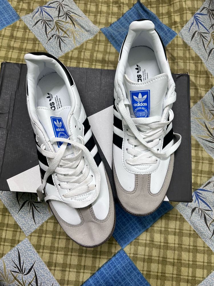 Adidas Samba Sneakers