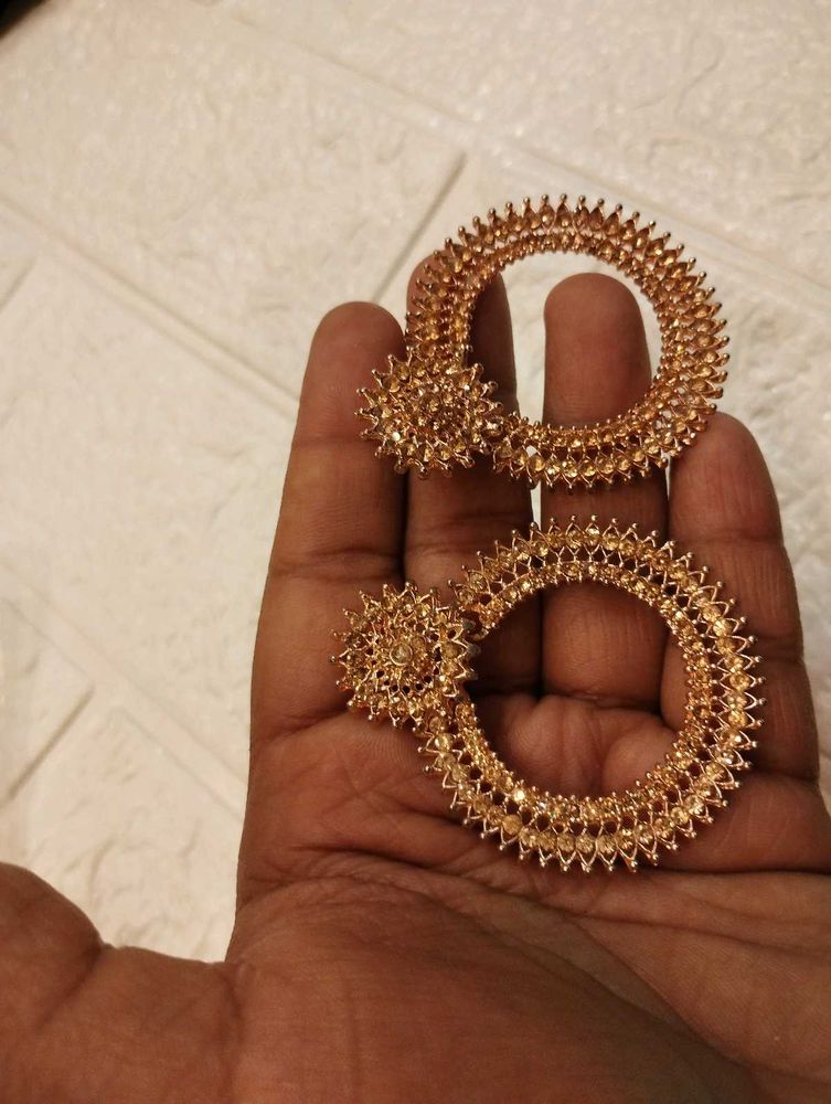 Get 9 Pair OF Earring Ang Gets One Bracelet Free
