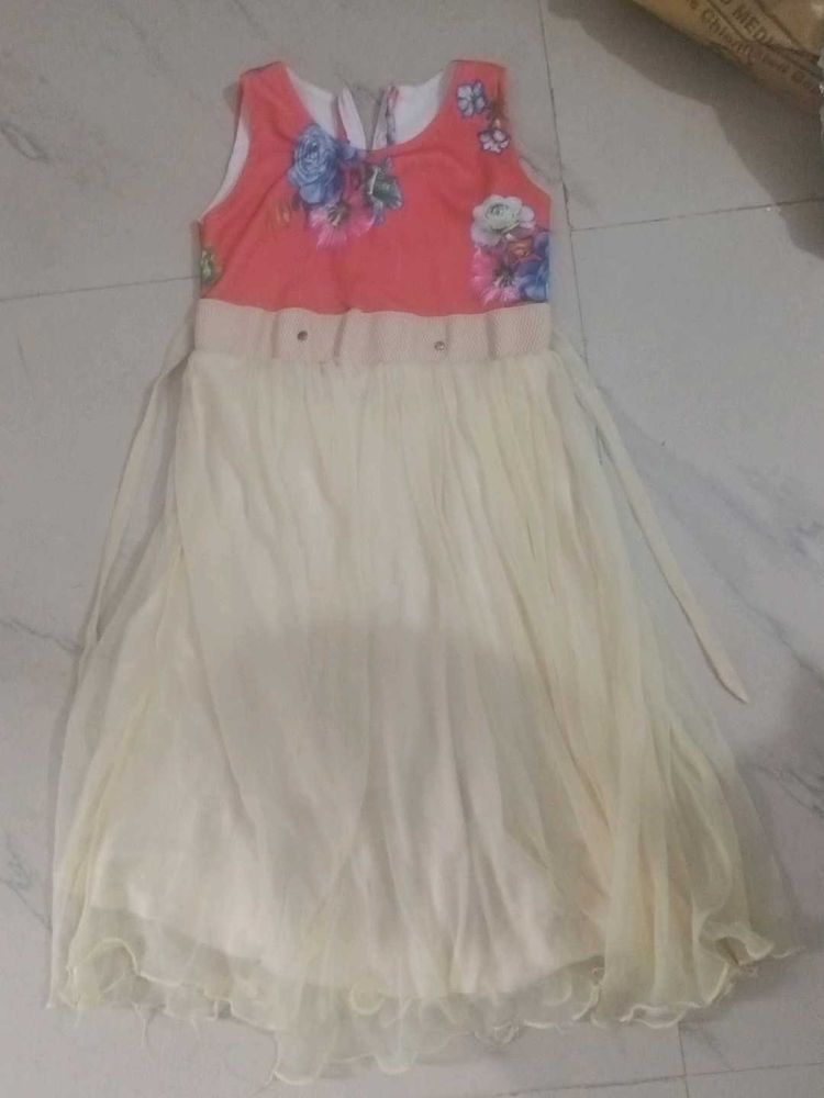 Girl&#39;s Floral Party Dress