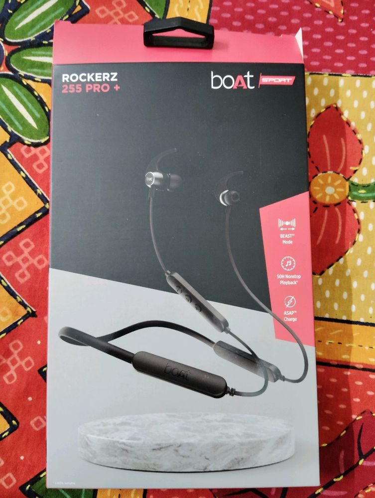 Boat Headphone And Speaker