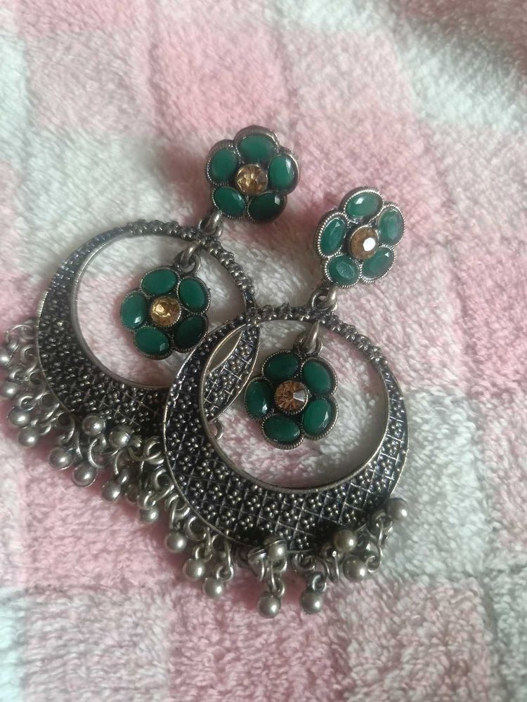 Boho Green Flower Dangle Earrings