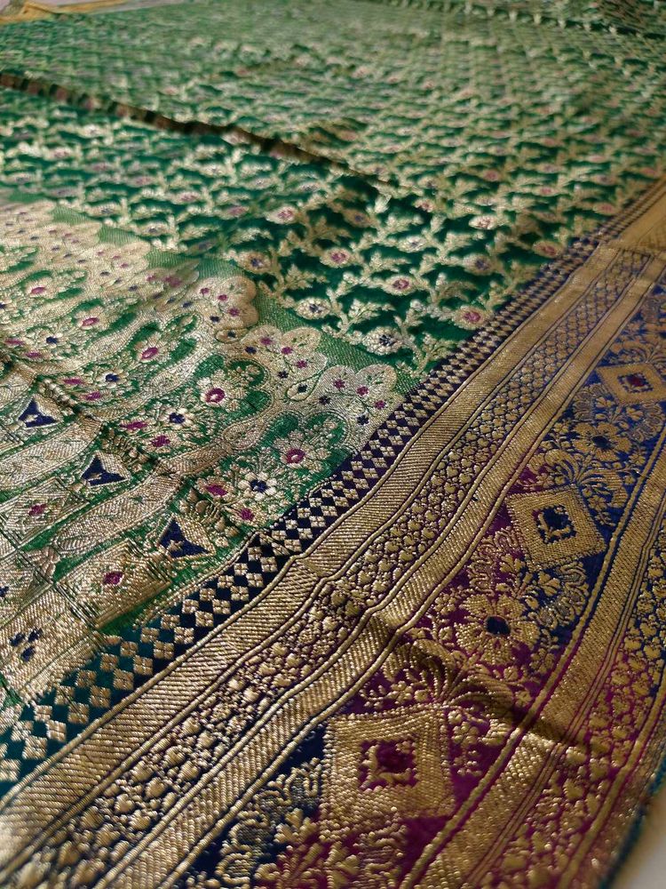 Green Banarasi primium quality 💯 😍 Saree