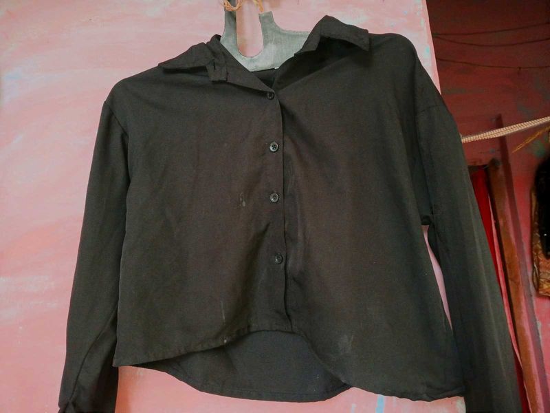 Black Crop Top Shirt