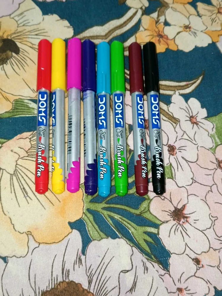 DOMS Brush Pens - 8 Colors