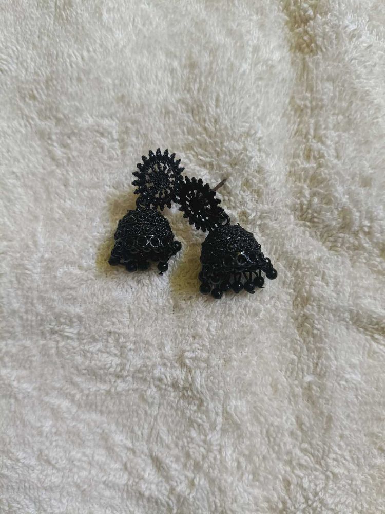 black earring